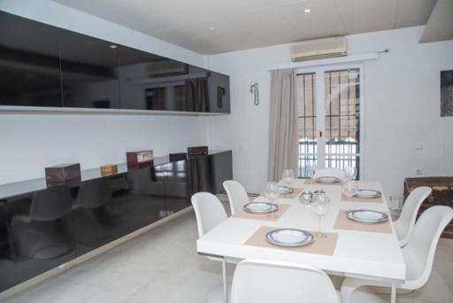 أثينا Theodore'S Maisonette Next To The Metro Station المظهر الخارجي الصورة
